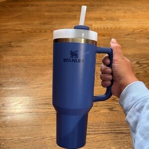 Stanley Navy Travel Mug with Straw